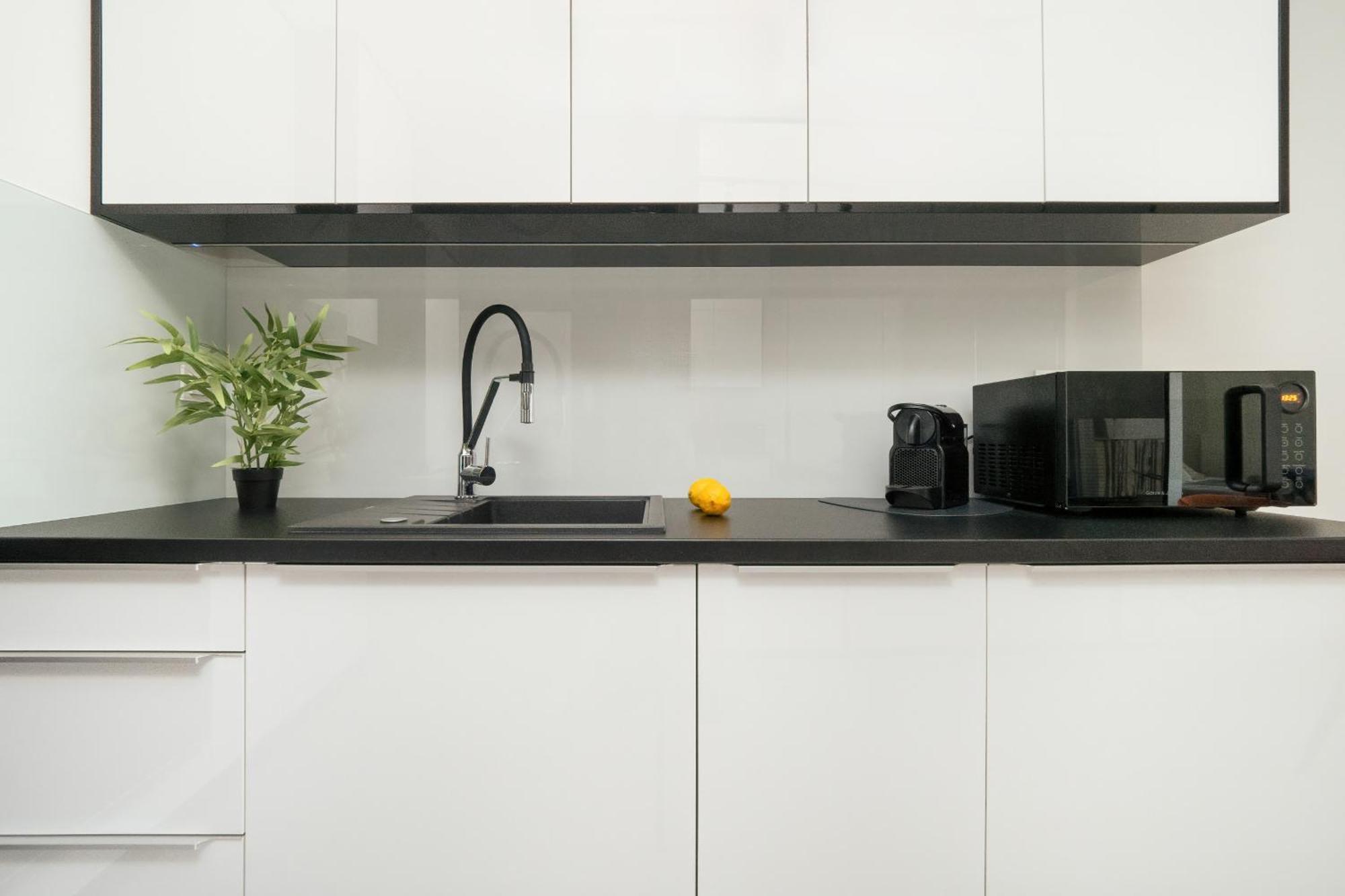 Luksusowe Studio W Lodzi Z Biurkiem, Balkonem I Klimatyzatorem By Renters Prestige Εξωτερικό φωτογραφία