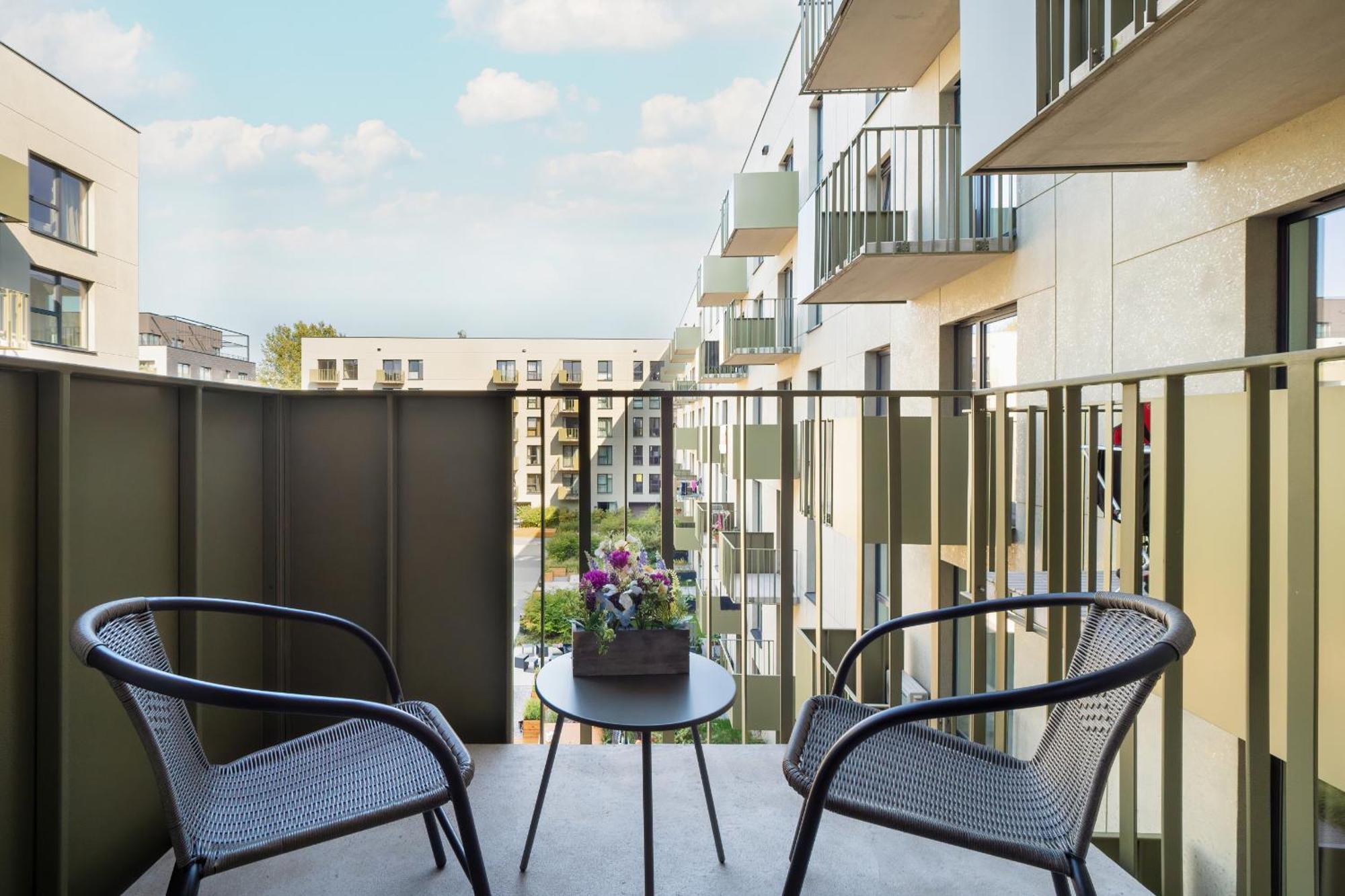 Luksusowe Studio W Lodzi Z Biurkiem, Balkonem I Klimatyzatorem By Renters Prestige Εξωτερικό φωτογραφία